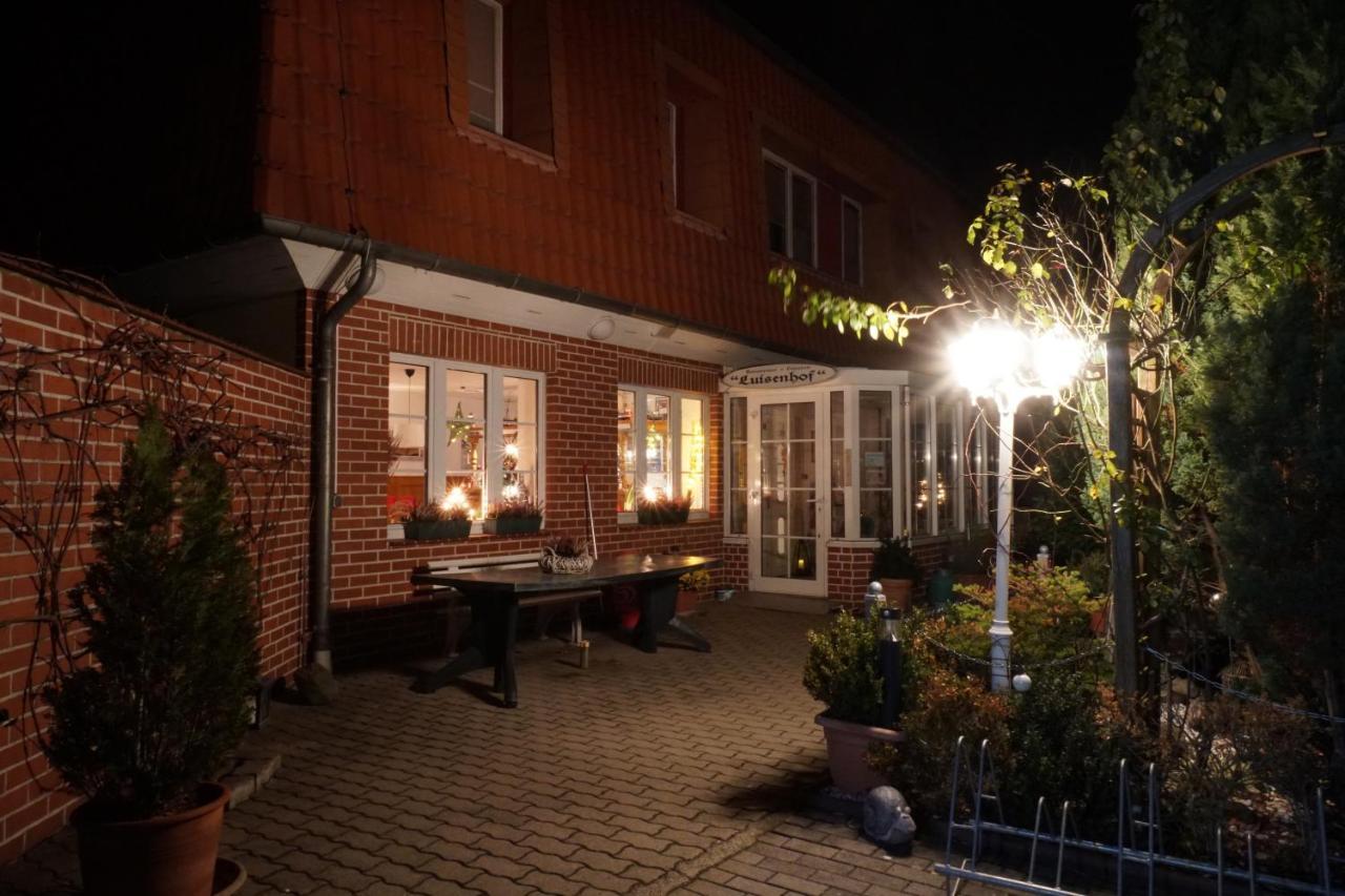 Pension Luisenhof Tangermünde Buitenkant foto